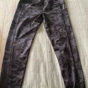 Constantly Varied Gear T-Flex black medium full length leggings